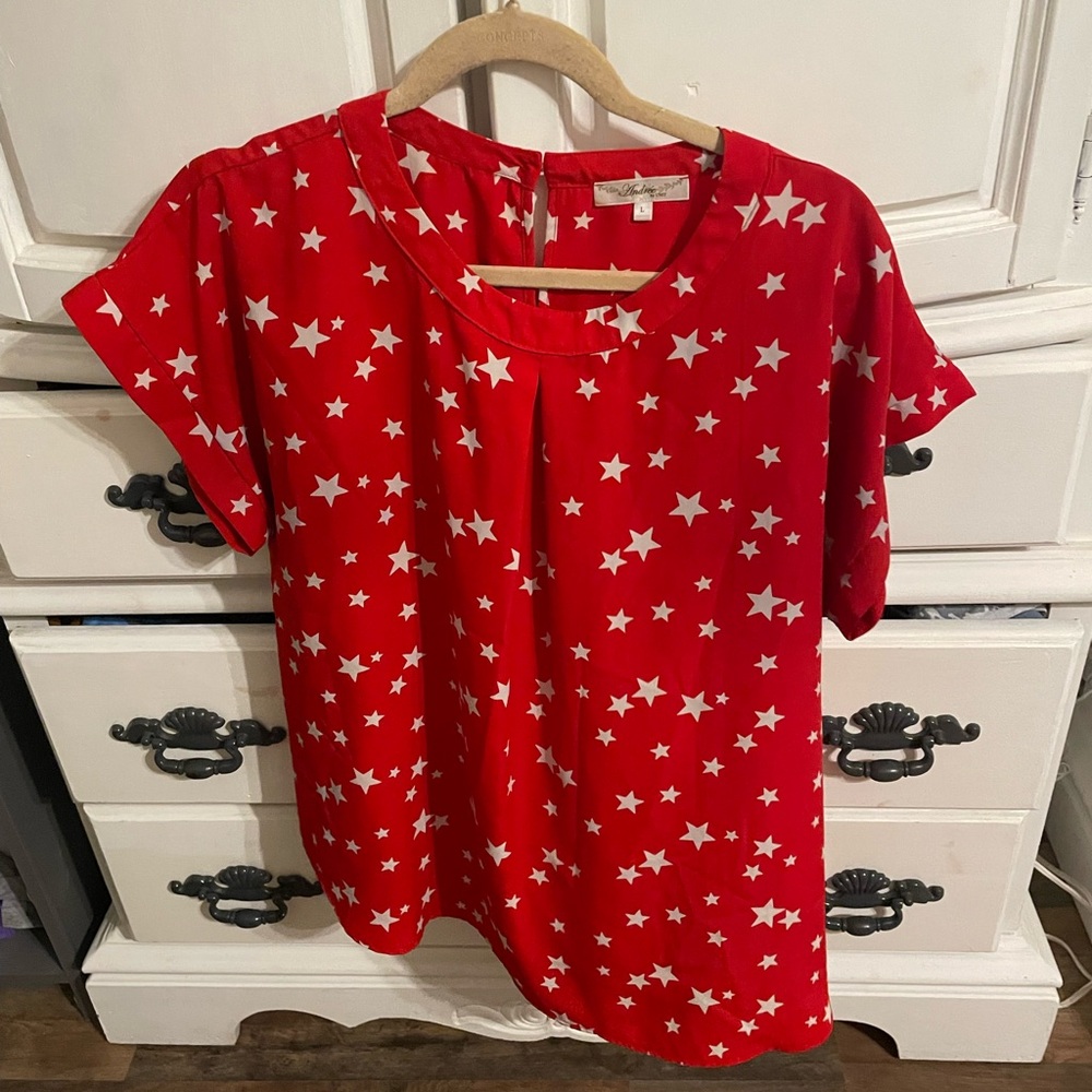 Size large red w white stars blouse